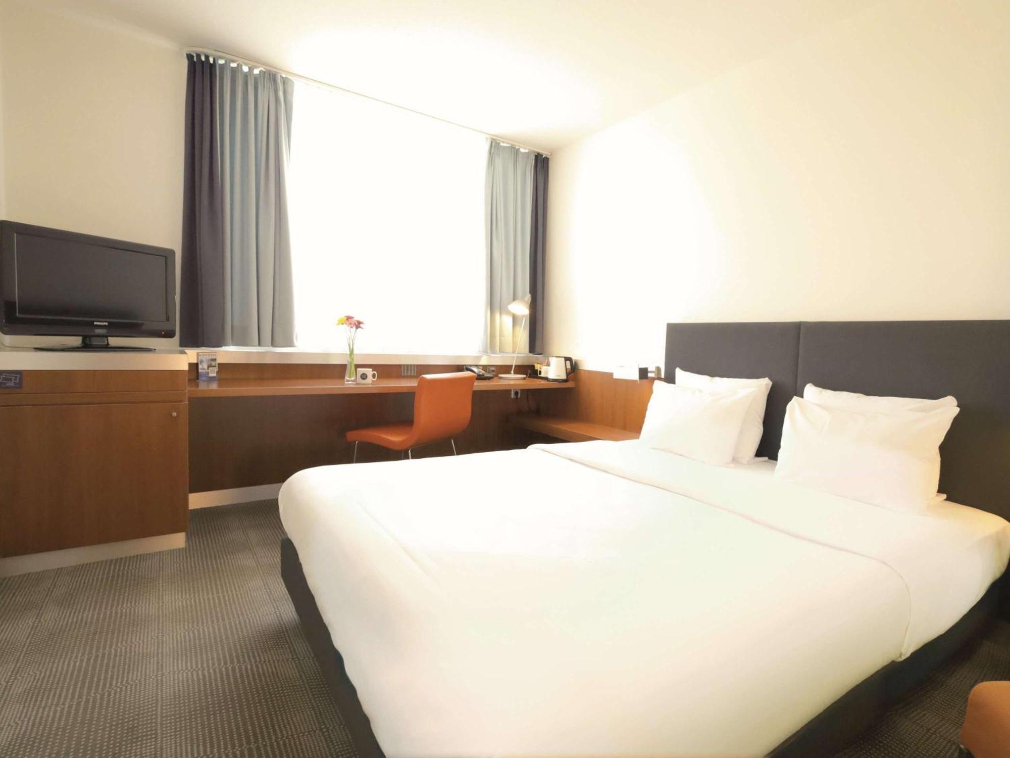 Novotel Erlangen Esterno foto