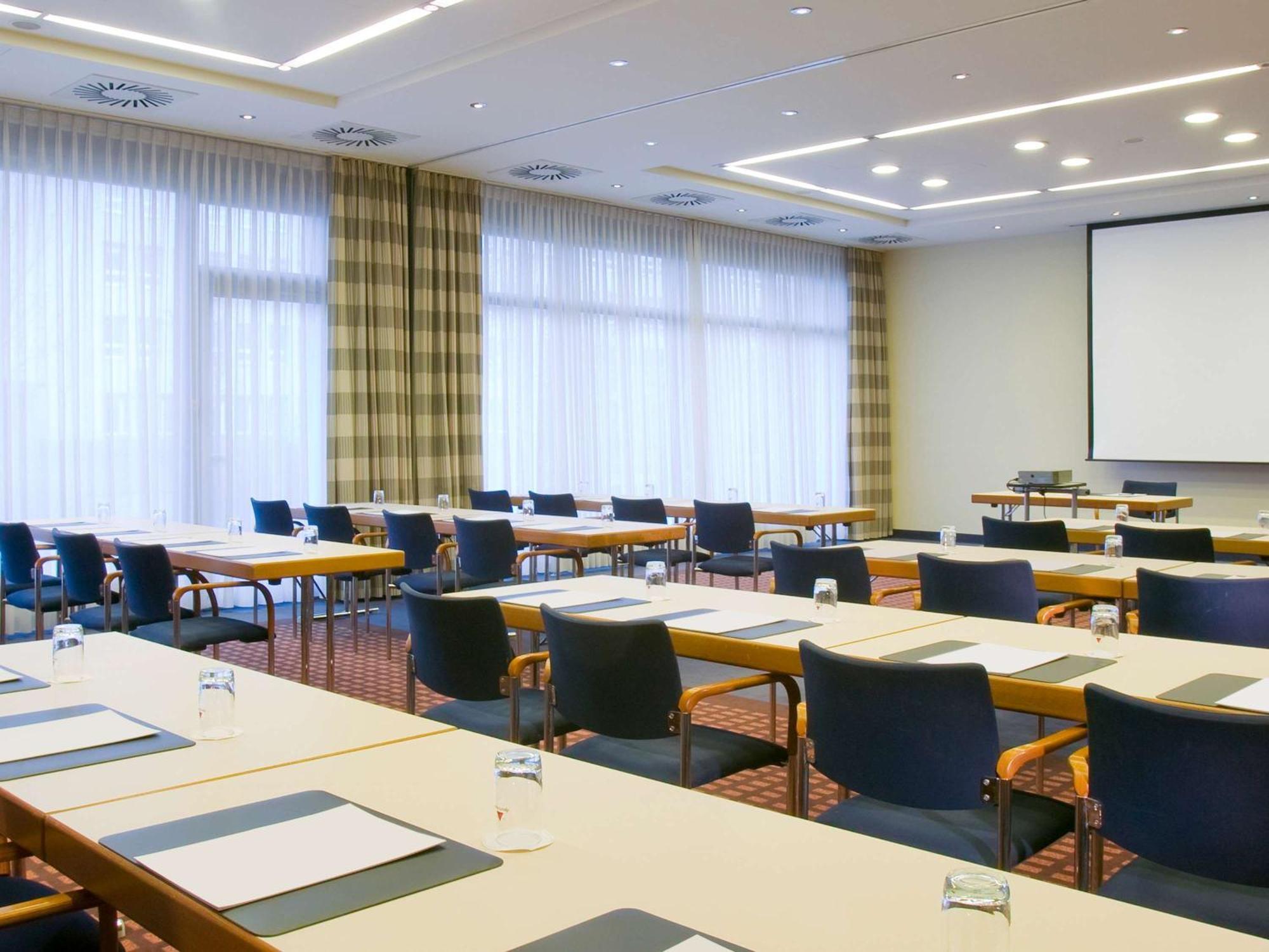 Novotel Erlangen Esterno foto
