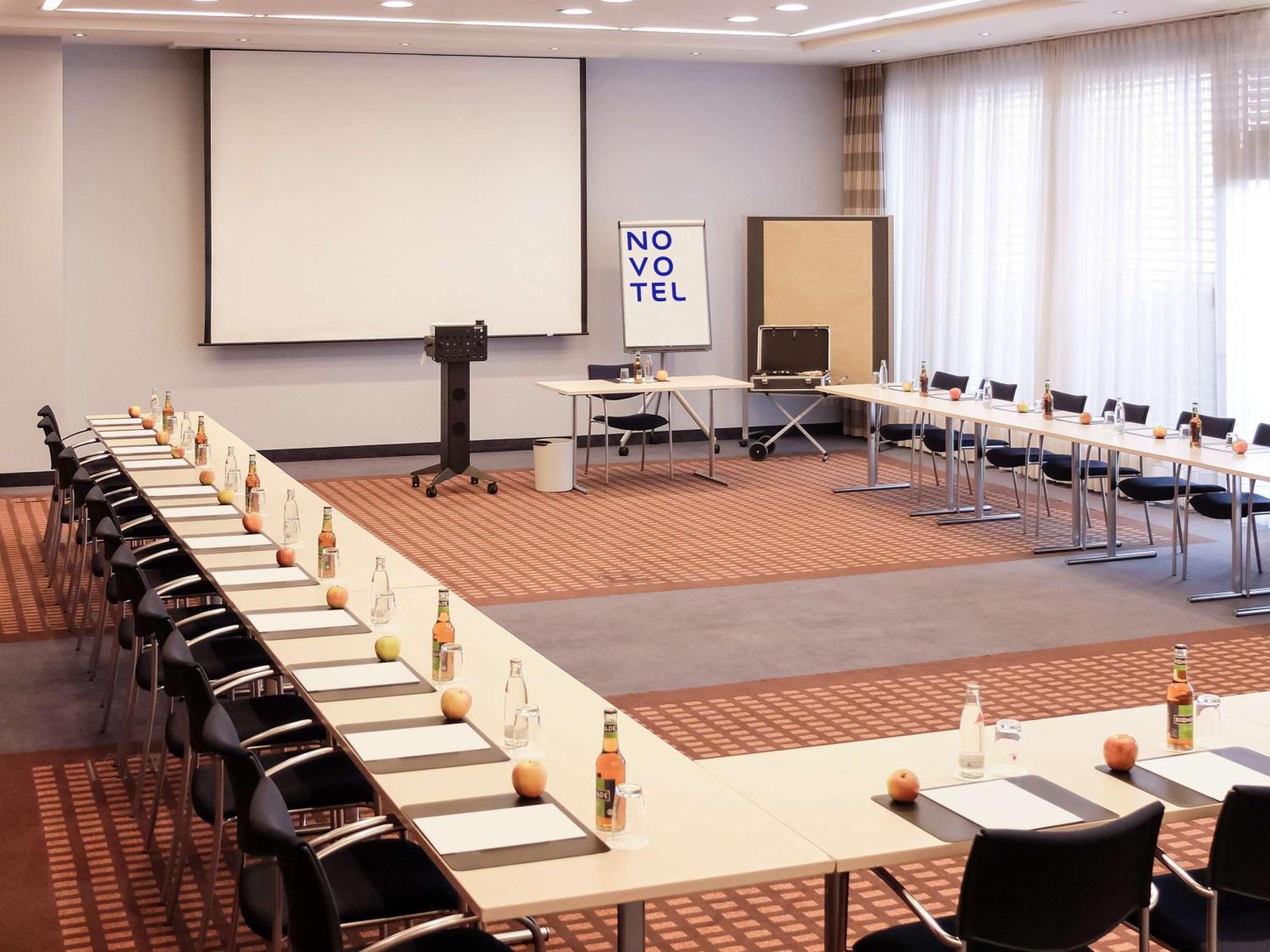 Novotel Erlangen Esterno foto