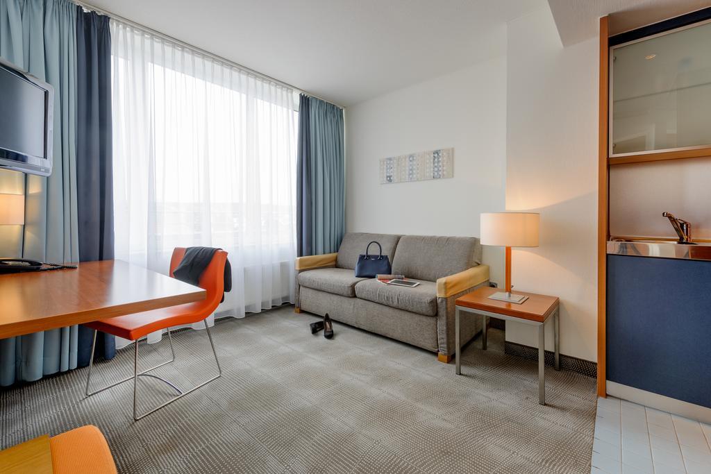 Novotel Erlangen Esterno foto